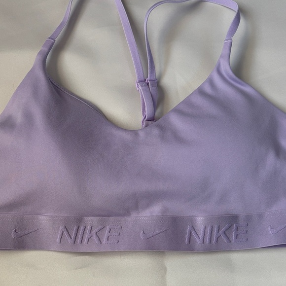 Nike Women's Light Purple Sports Bra Sz M - Picture 2 of 4